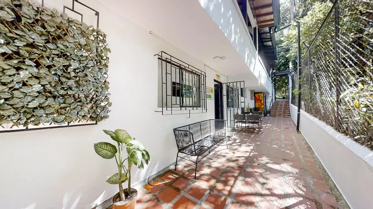 Casa Los Naranjos Hostal Medellín Casa de hóspedes