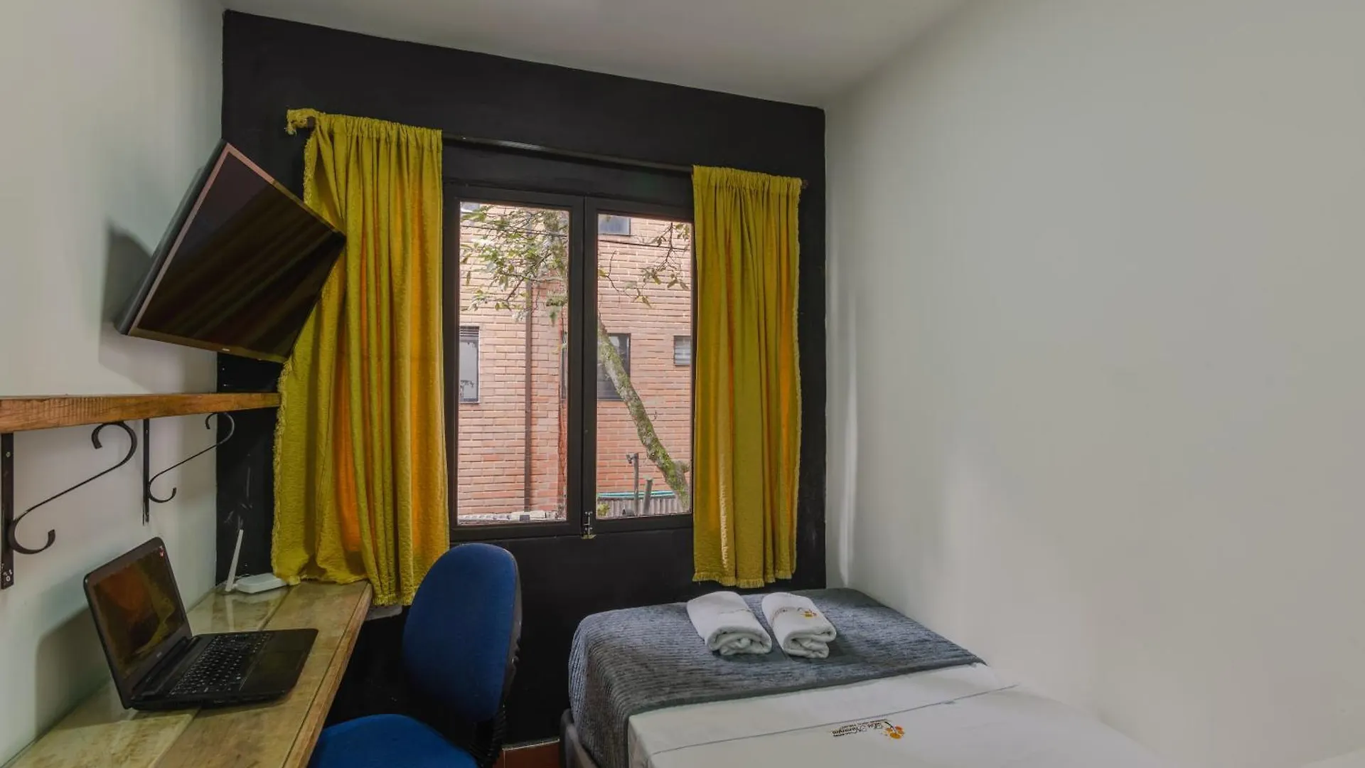 Penzion Casa Los Naranjos Hostal Medellín