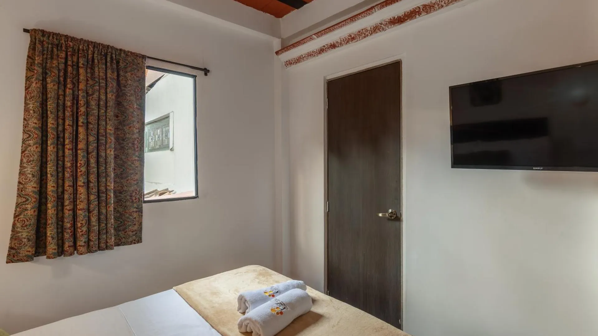 Casa Los Naranjos Hostal Medellín Penzion